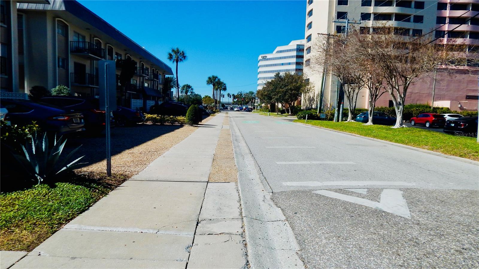 Image 19 of 56 For 4606 Gray Street 206