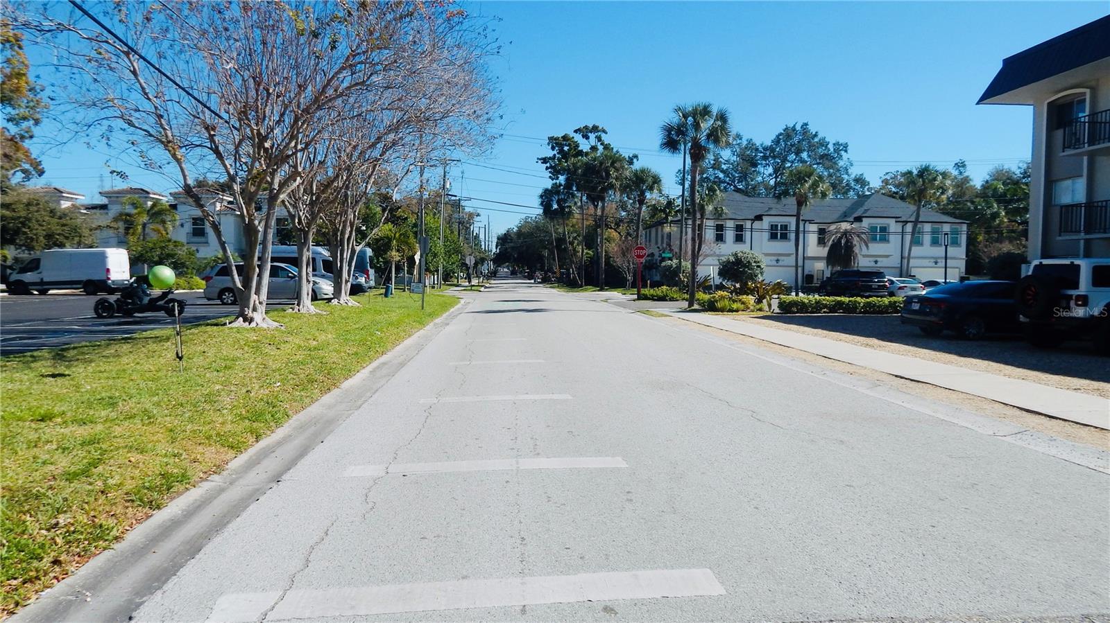 Image 20 of 56 For 4606 Gray Street 206