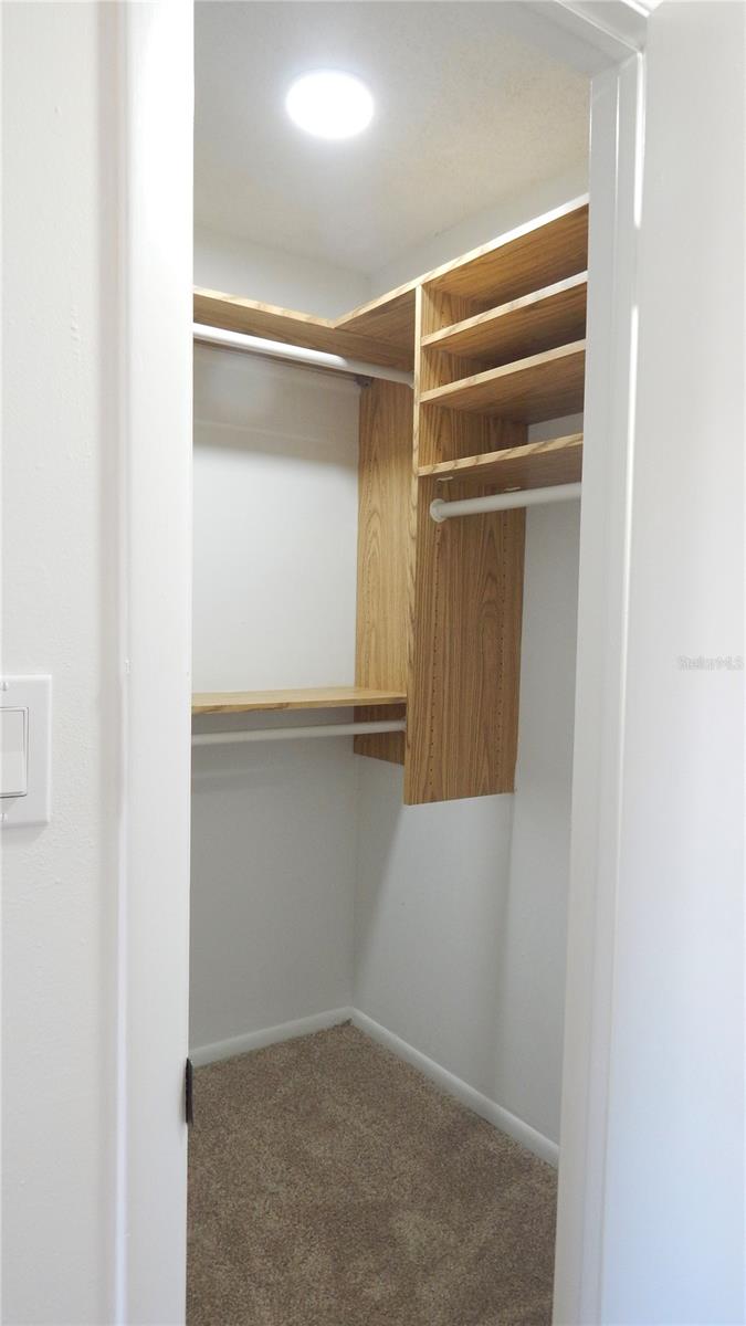 Image 24 of 56 For 4606 Gray Street 206