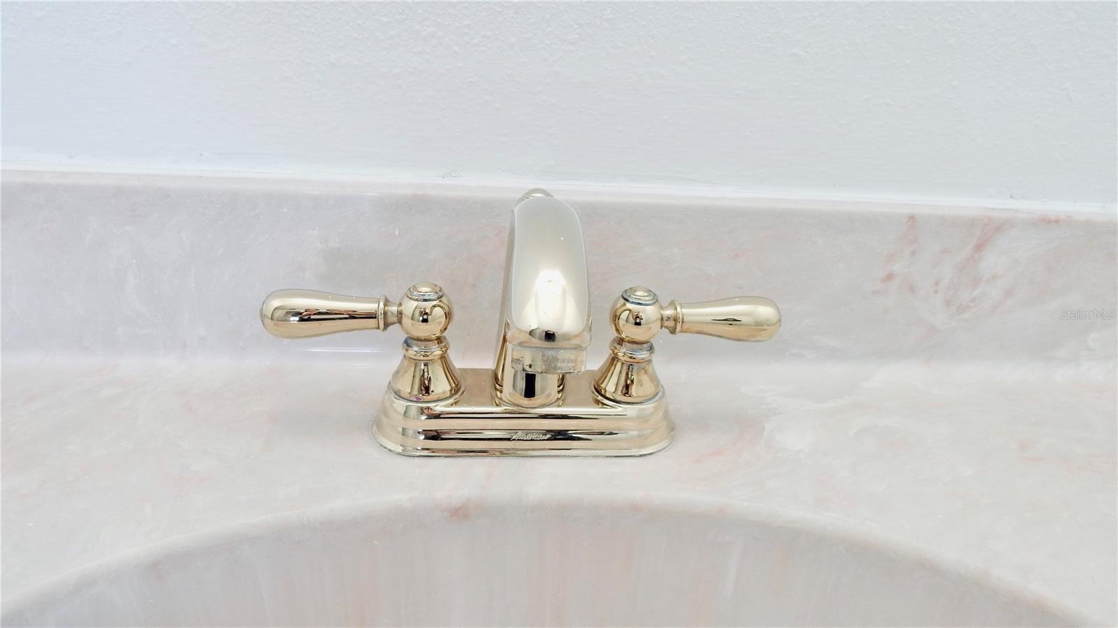 Image 27 of 56 For 4606 Gray Street 206