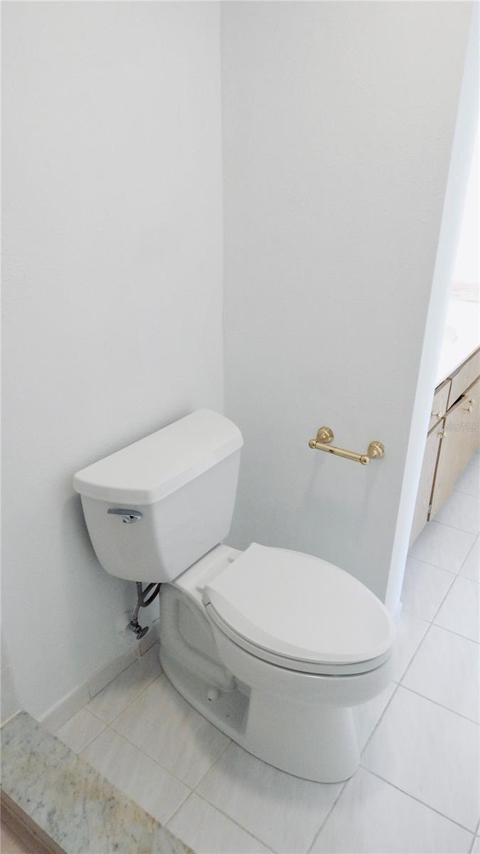 Image 31 of 56 For 4606 Gray Street 206