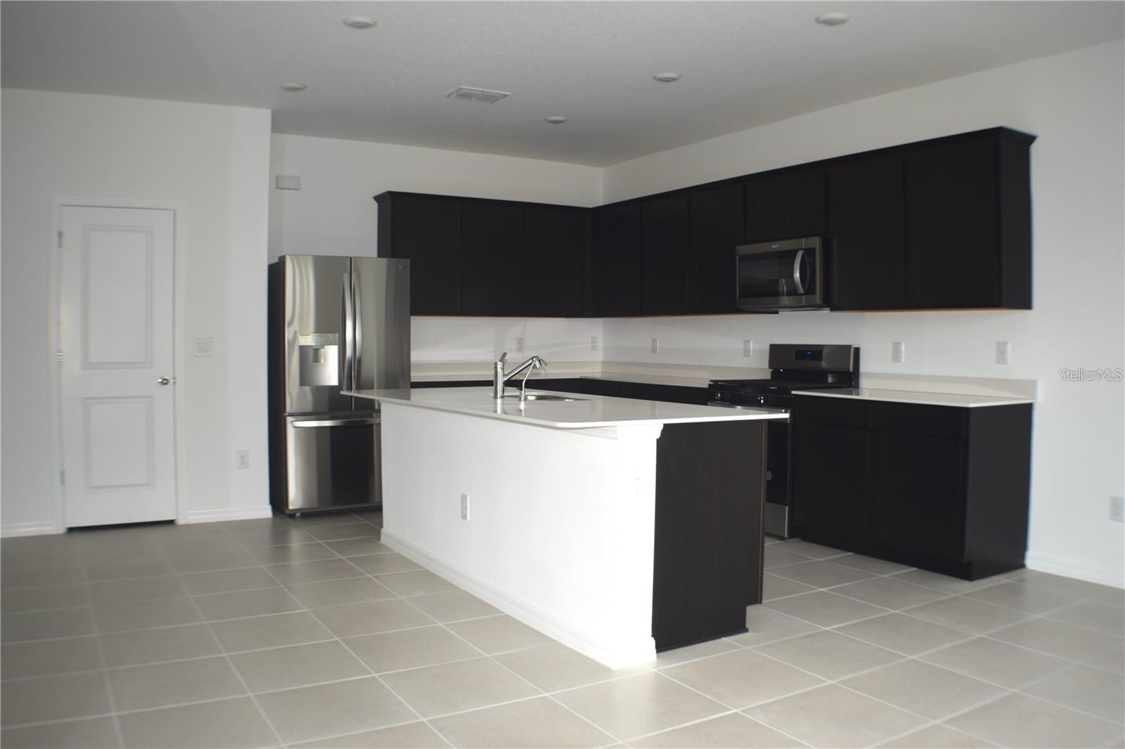 Image 4 of 47 For 20854 Magnolia Creek Lane