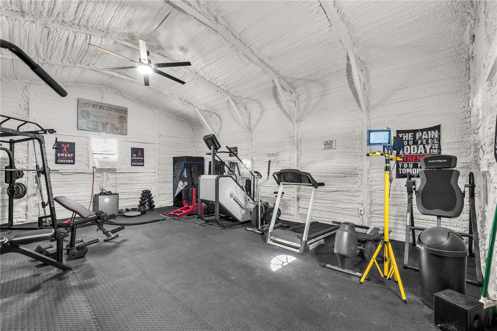 Image 24 of 48 For 13020 672 Highway