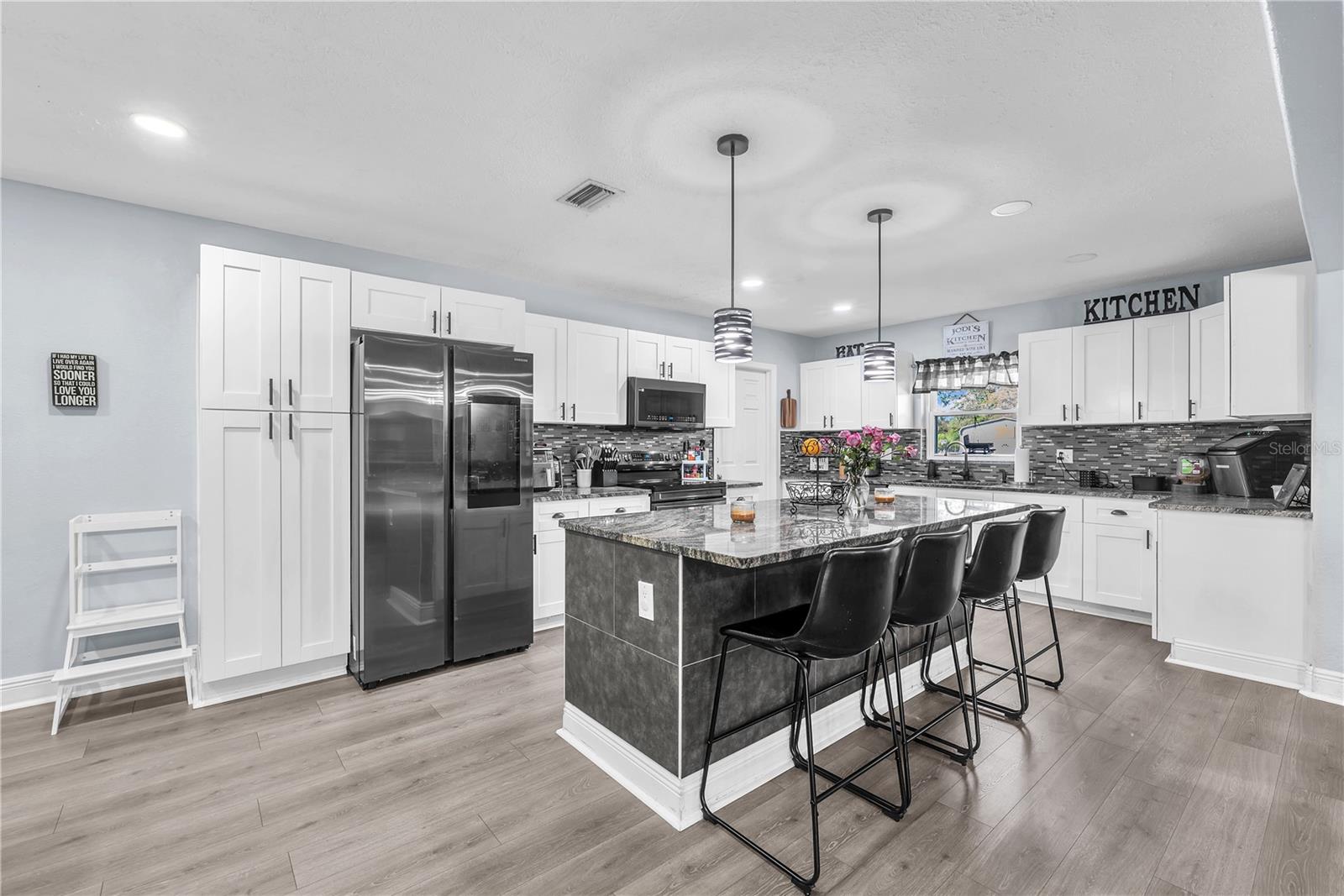 Image 8 of 48 For 13020 672 Highway