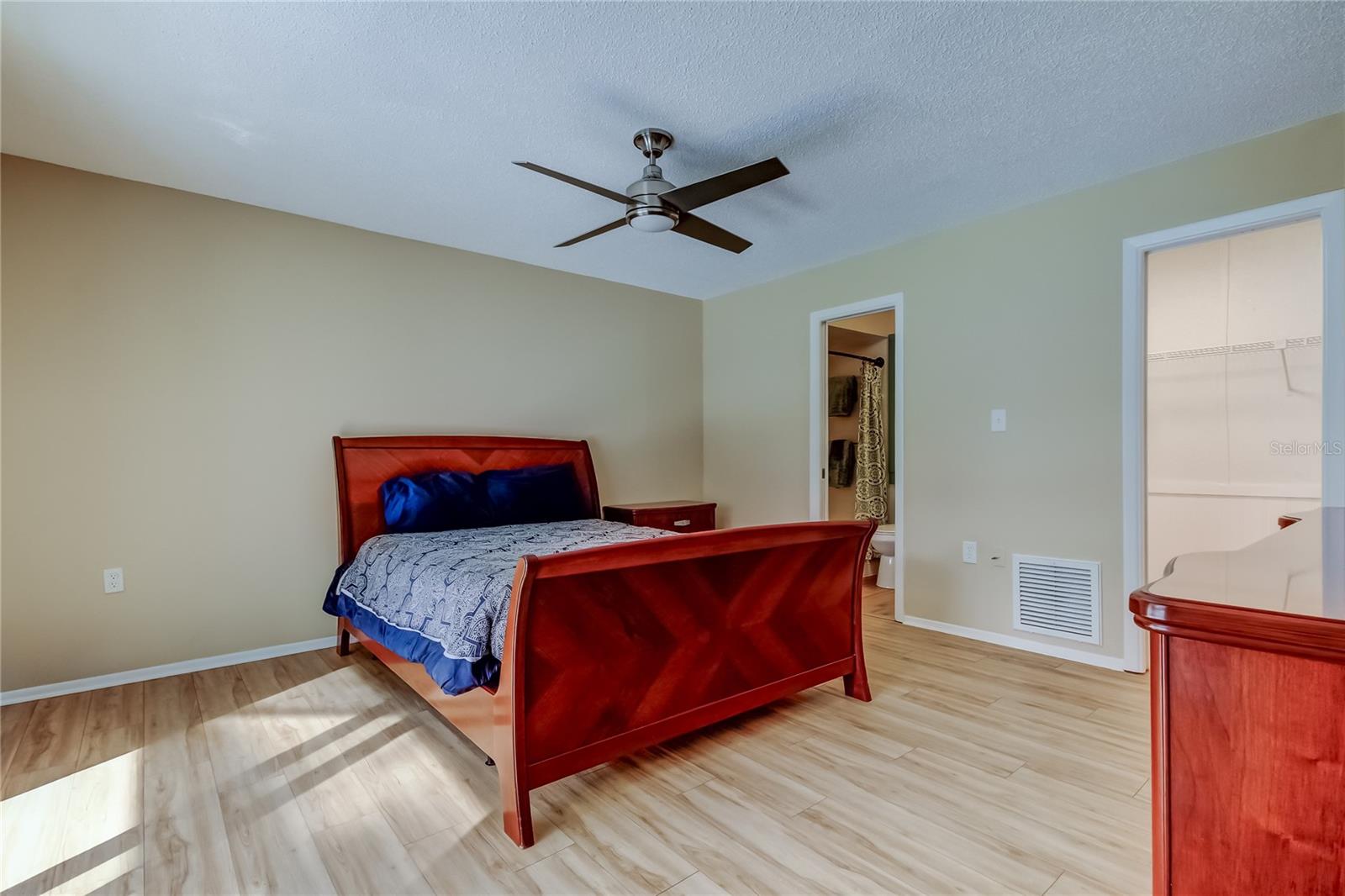 Image 46 of 85 For 101 Nestlebranch Drive