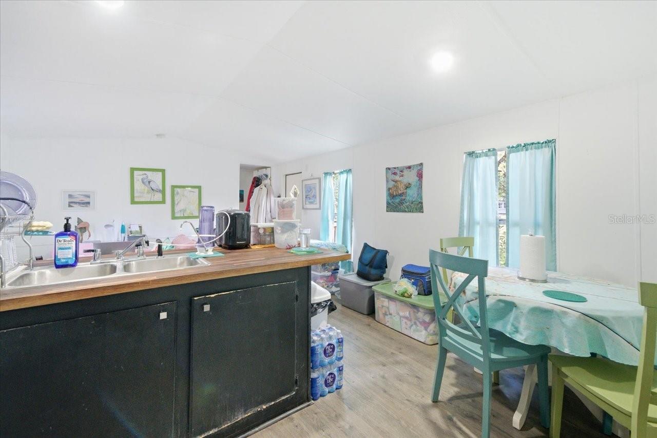 Image 29 of 40 For 34925 Emily Drive