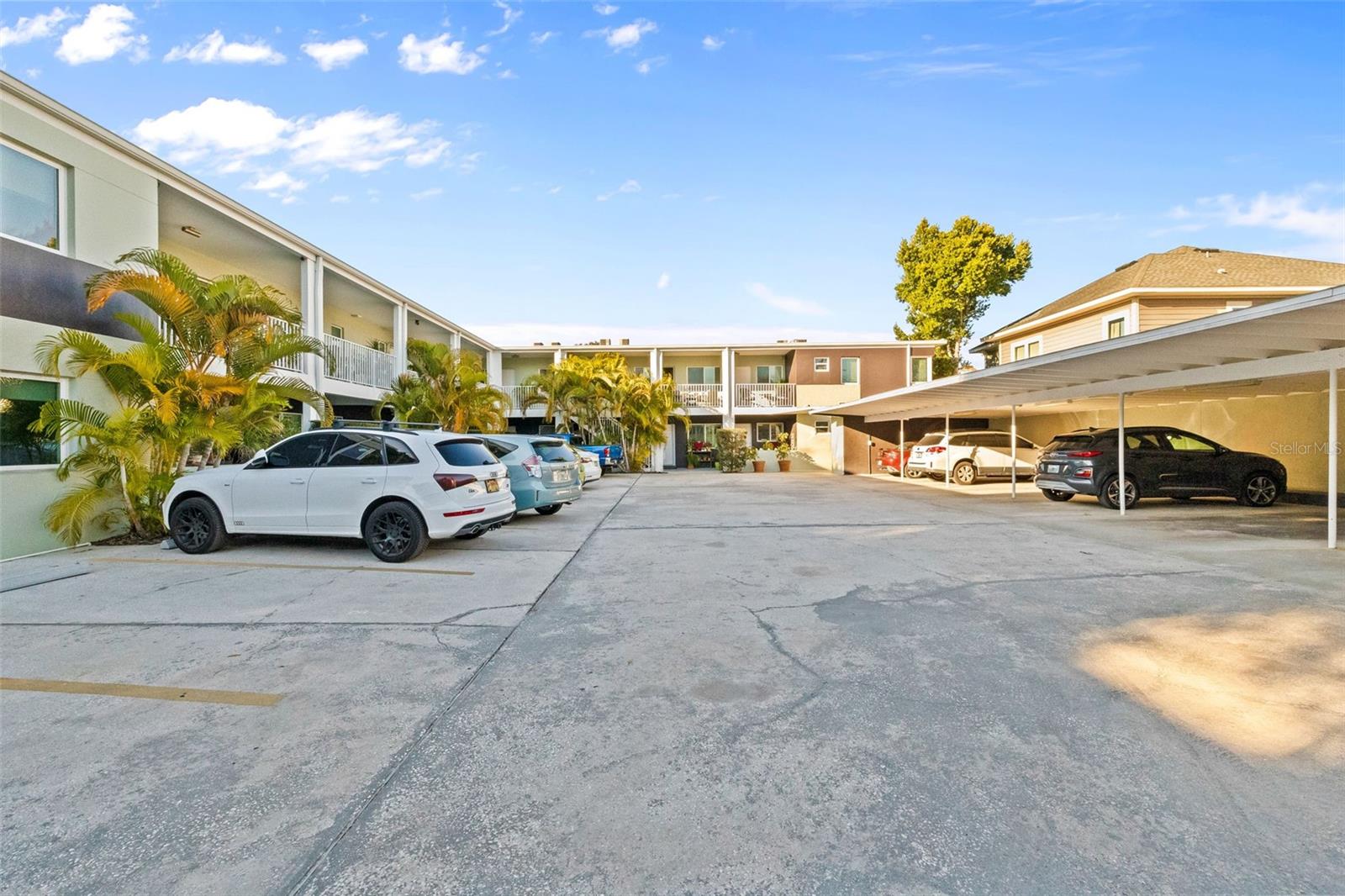 Image 22 of 23 For 410 12th Avenue Ne 8