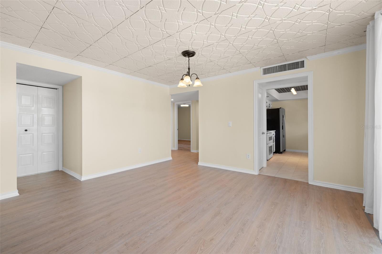 Image 10 of 44 For 2623 Seville Boulevard 301