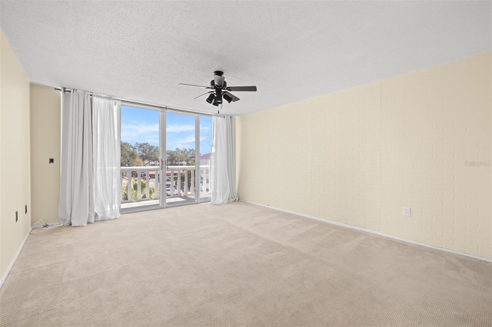 Image 15 of 44 For 2623 Seville Boulevard 301