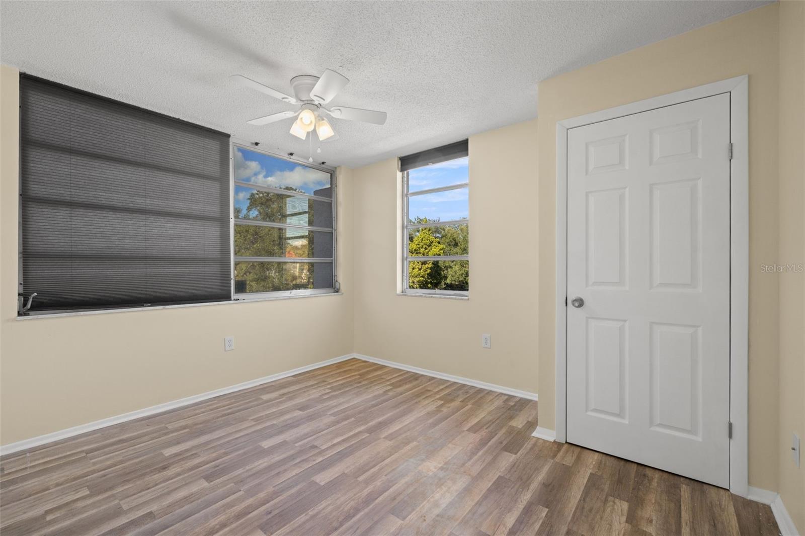 Image 27 of 44 For 2623 Seville Boulevard 301