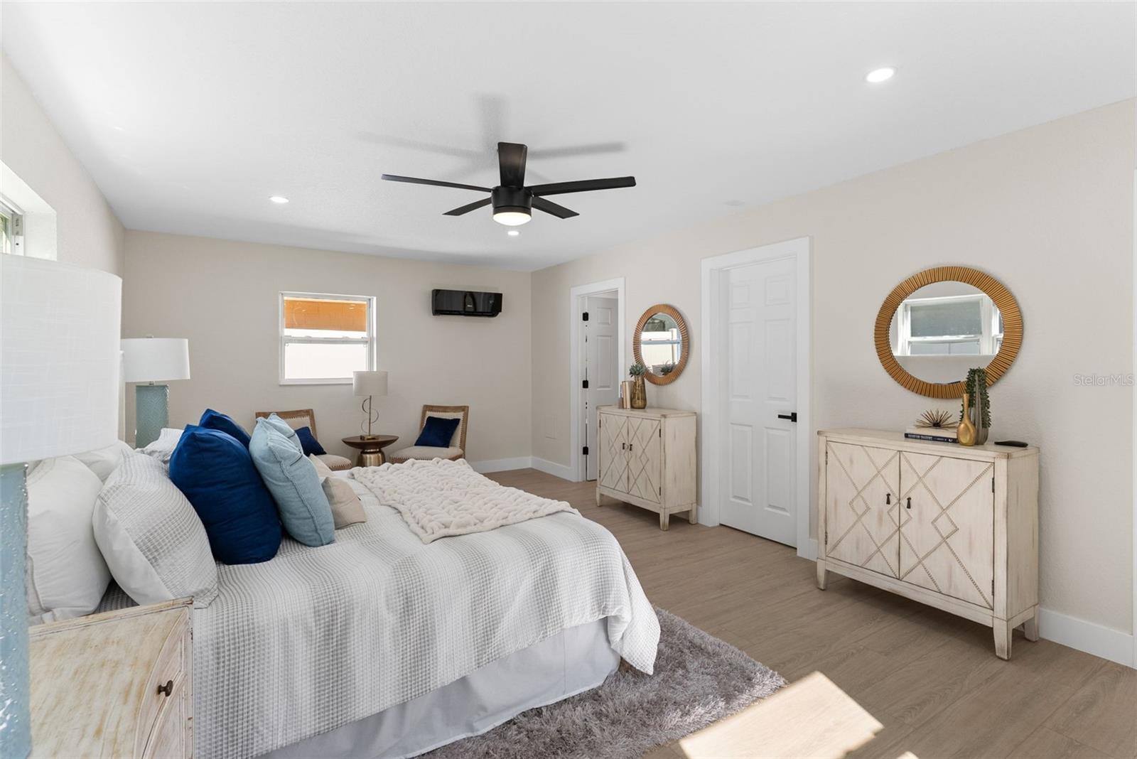 Image 16 of 32 For 12368 70th Street