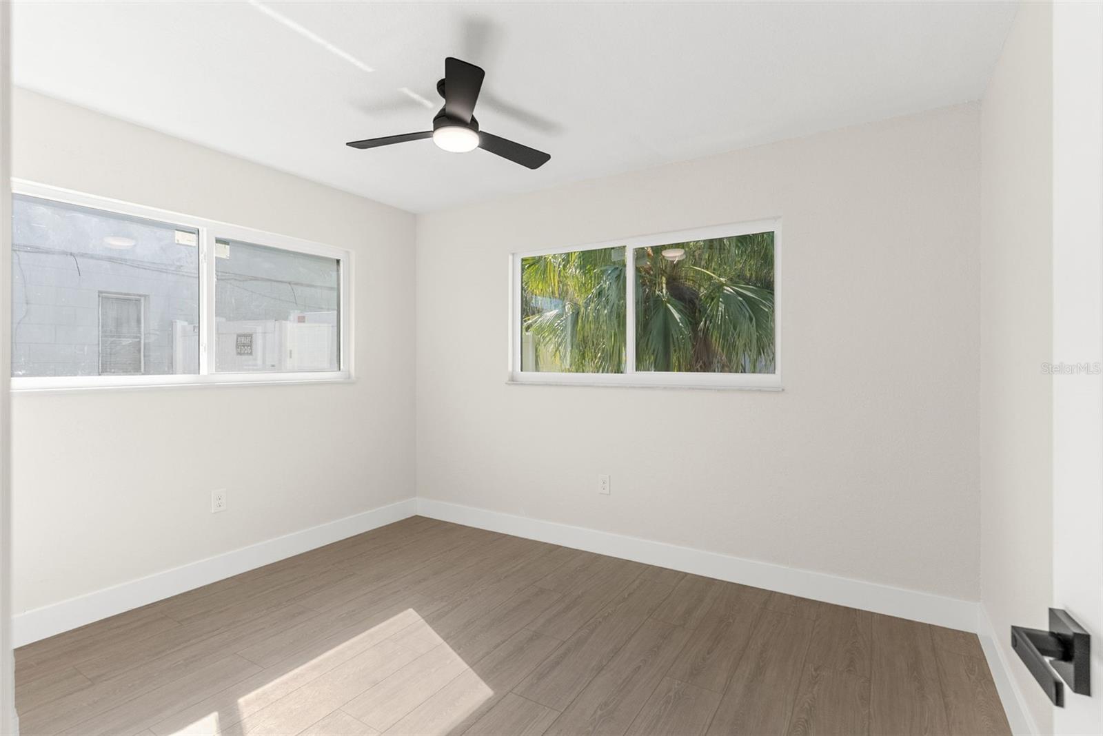 Image 24 of 32 For 12368 70th Street