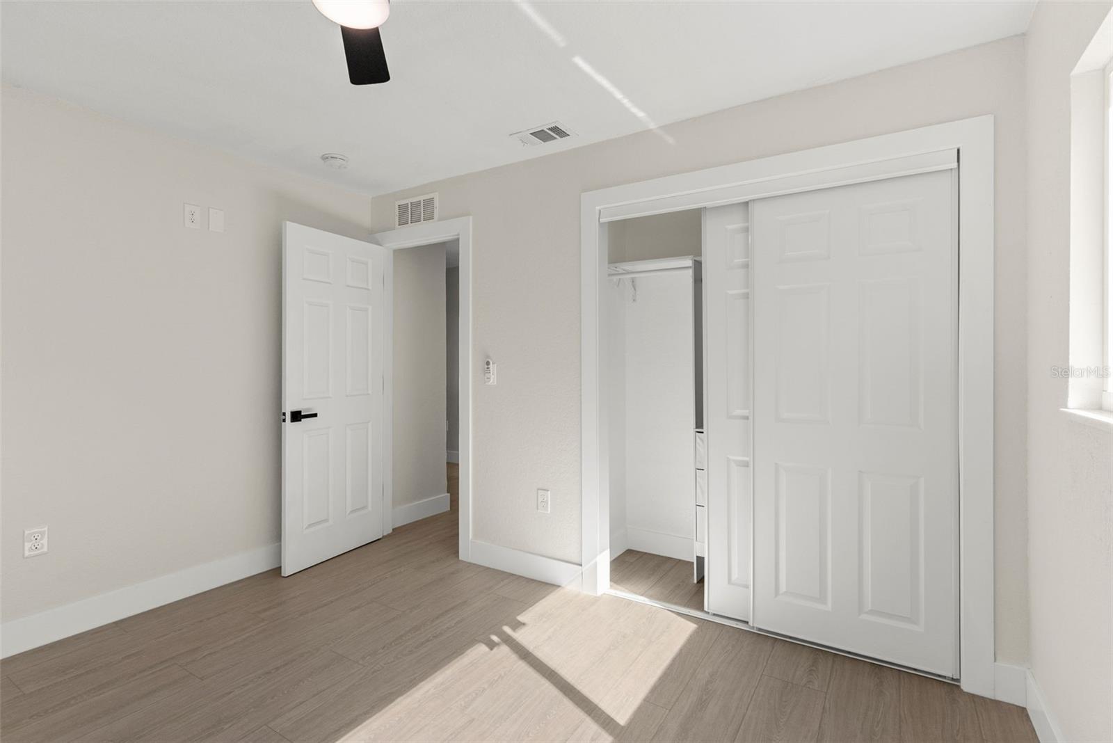 Image 25 of 32 For 12368 70th Street