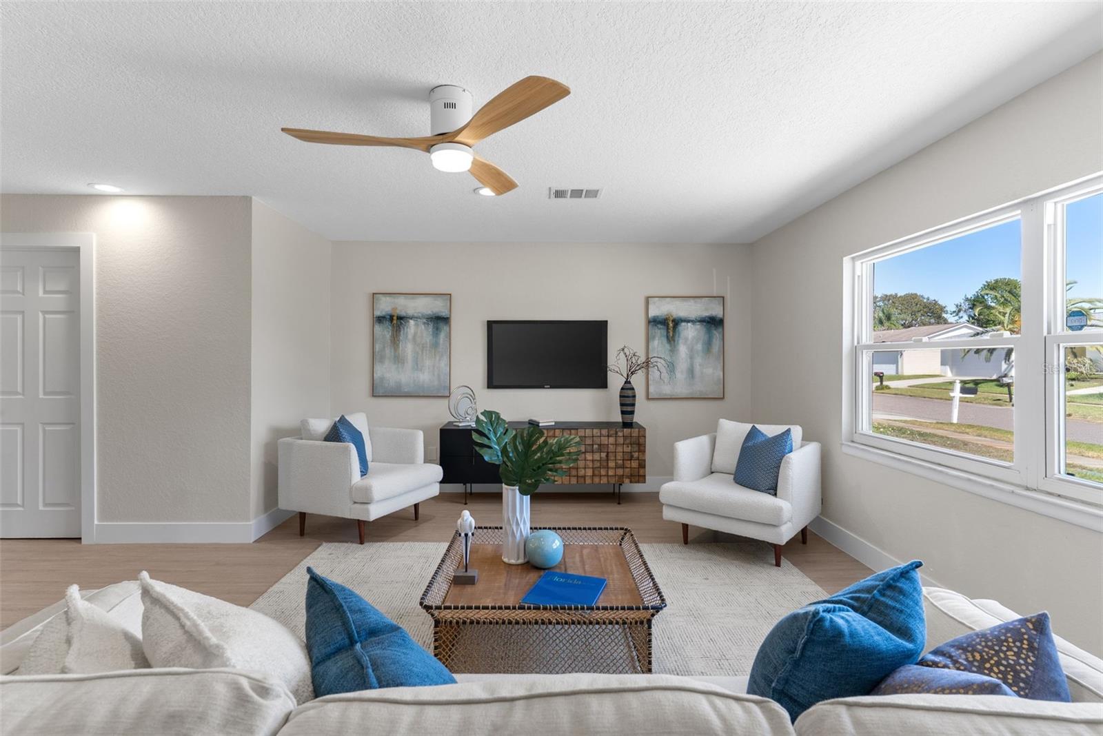 Image 7 of 32 For 12368 70th Street