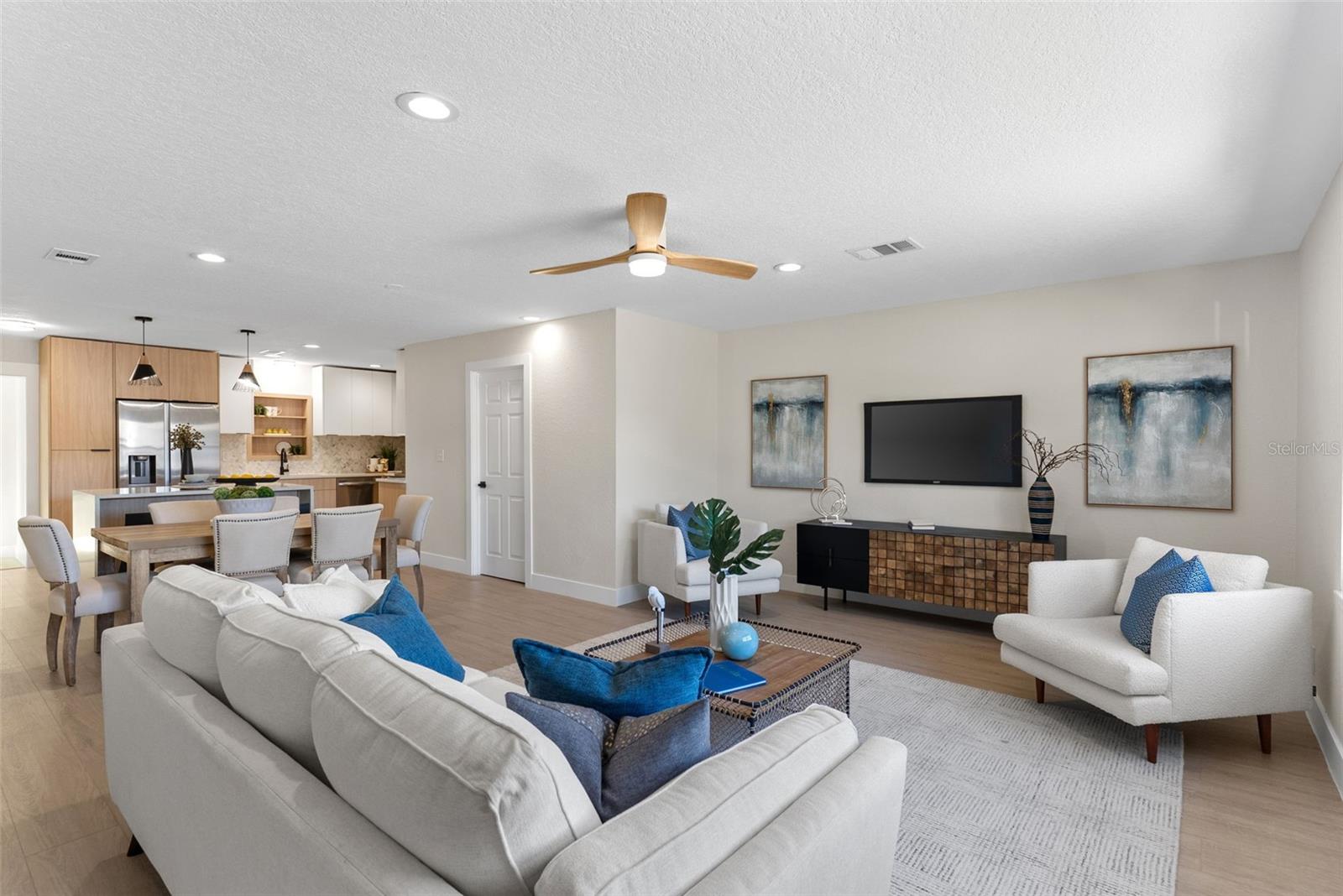 Image 8 of 32 For 12368 70th Street