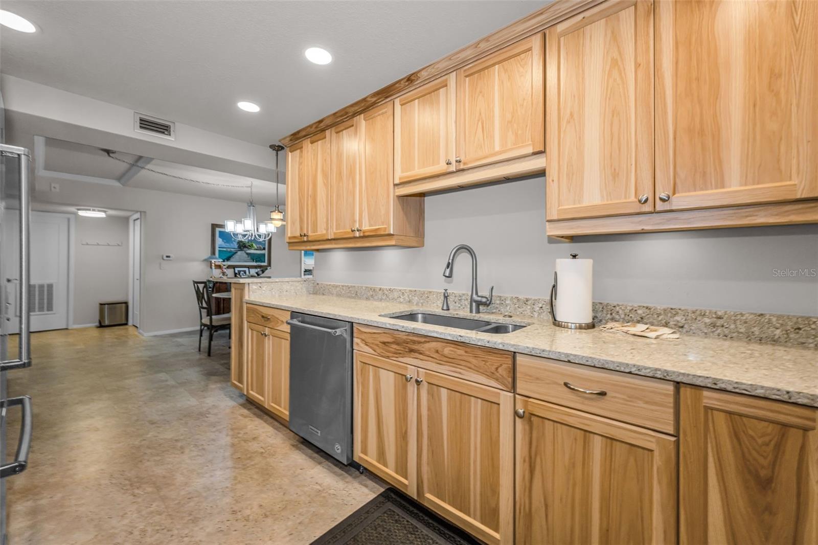 Image 15 of 55 For 2700 Bayshore Boulevard 11305