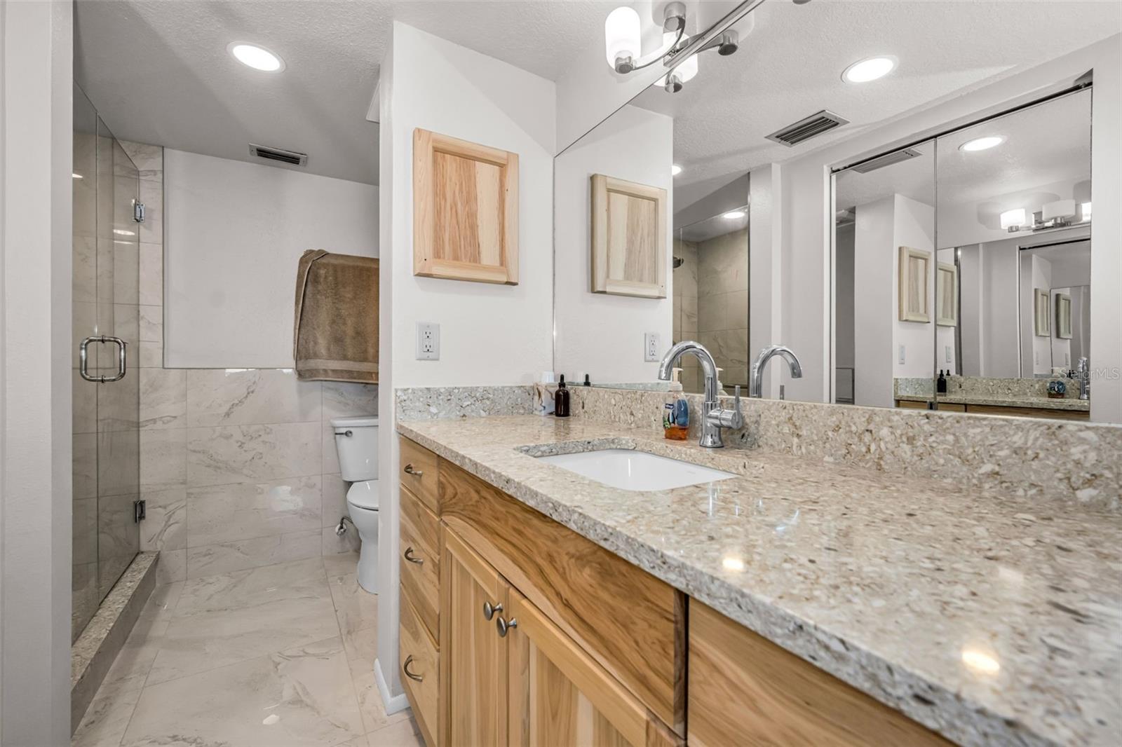 Image 30 of 55 For 2700 Bayshore Boulevard 11305