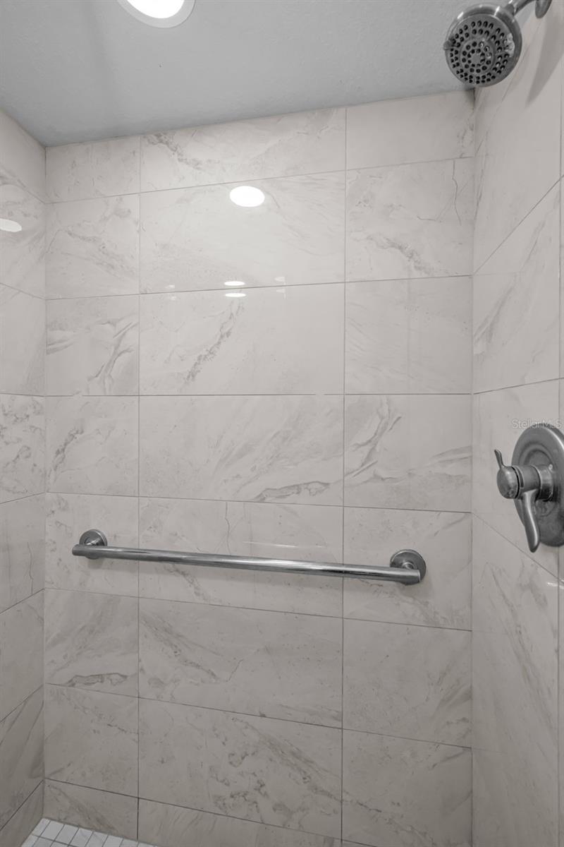 Image 32 of 55 For 2700 Bayshore Boulevard 11305