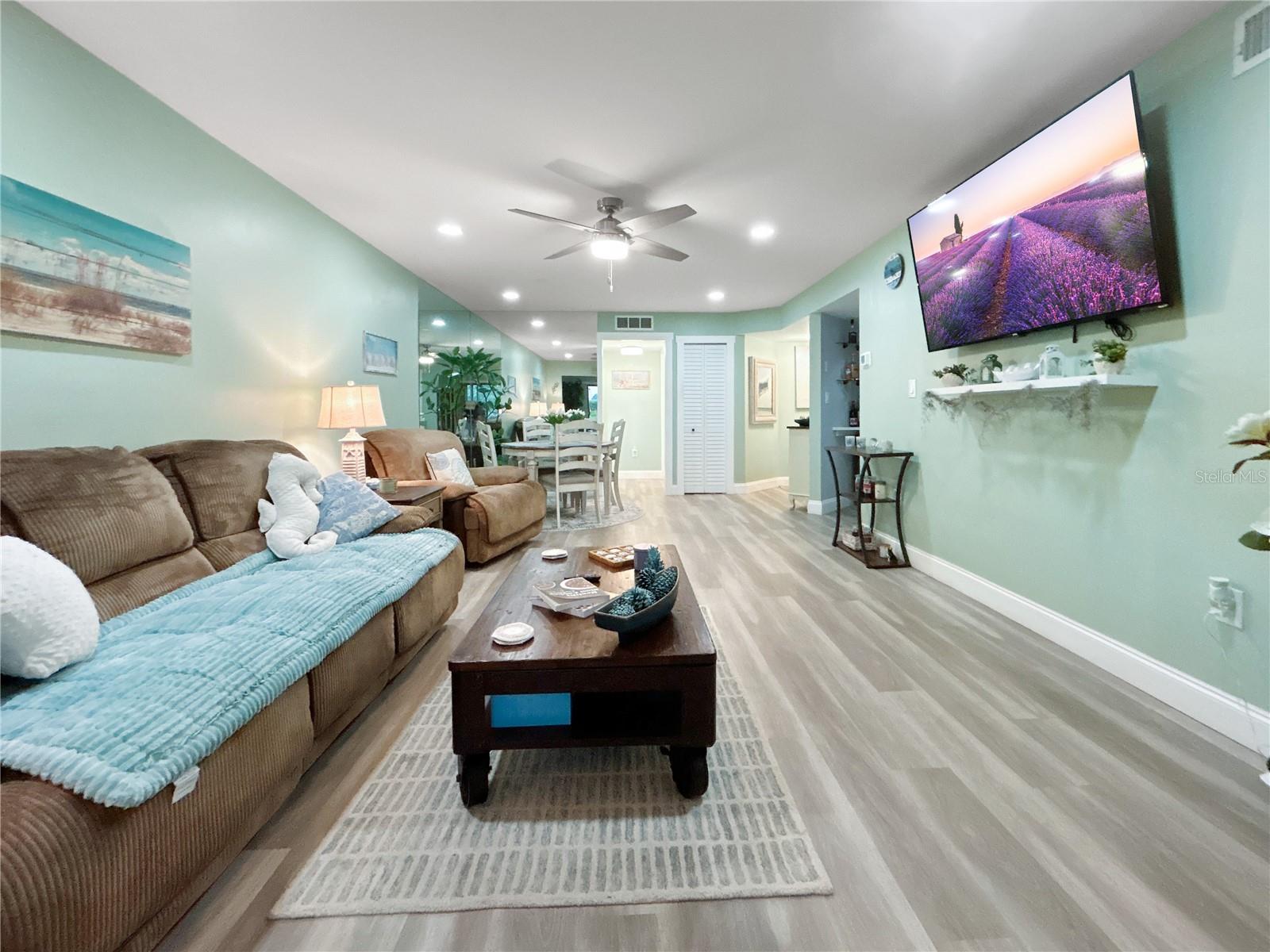 Image 12 of 18 For 11440 Harbor Way 5013