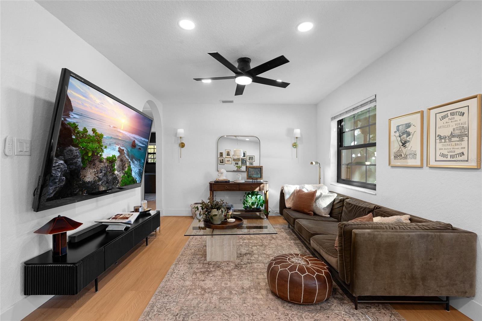 Image 15 of 40 For 4201 Bay View Avenue