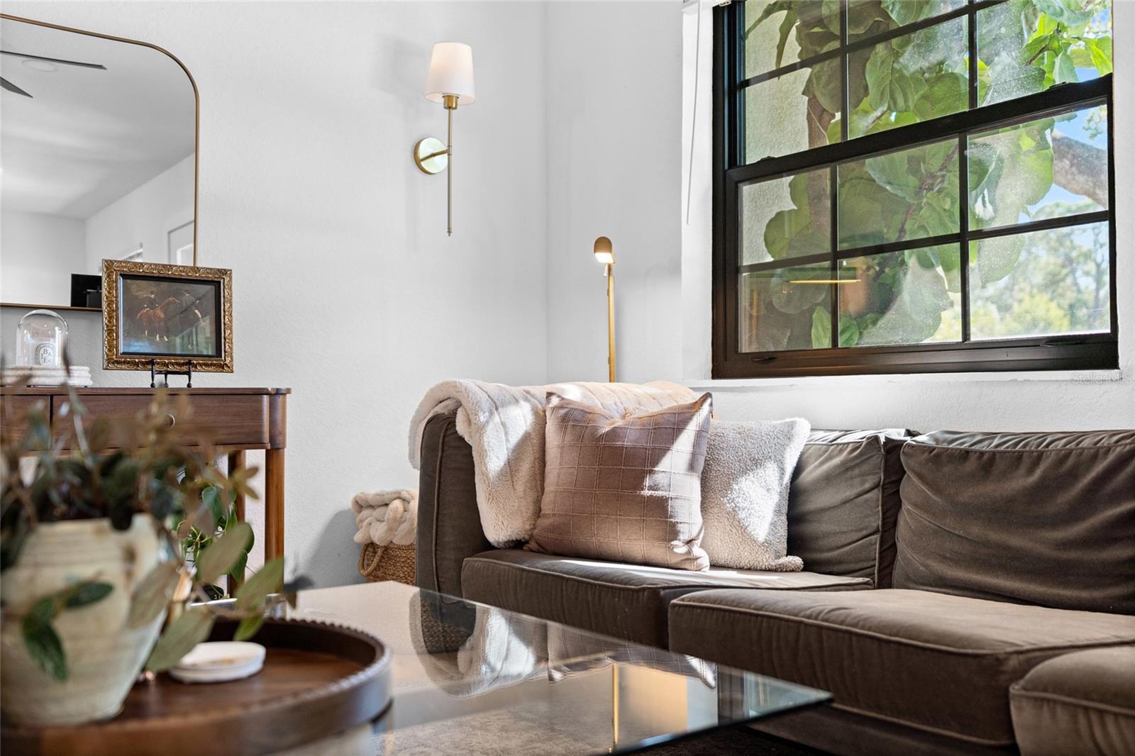 Image 16 of 40 For 4201 Bay View Avenue