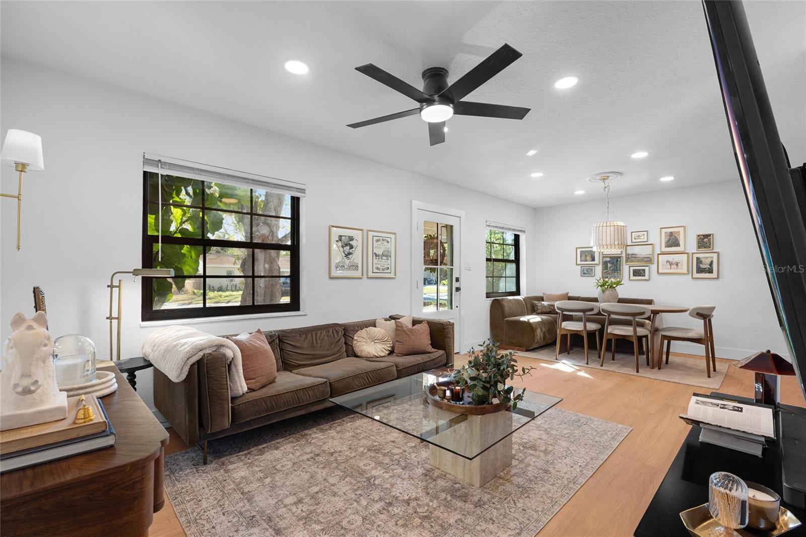 Image 17 of 40 For 4201 Bay View Avenue