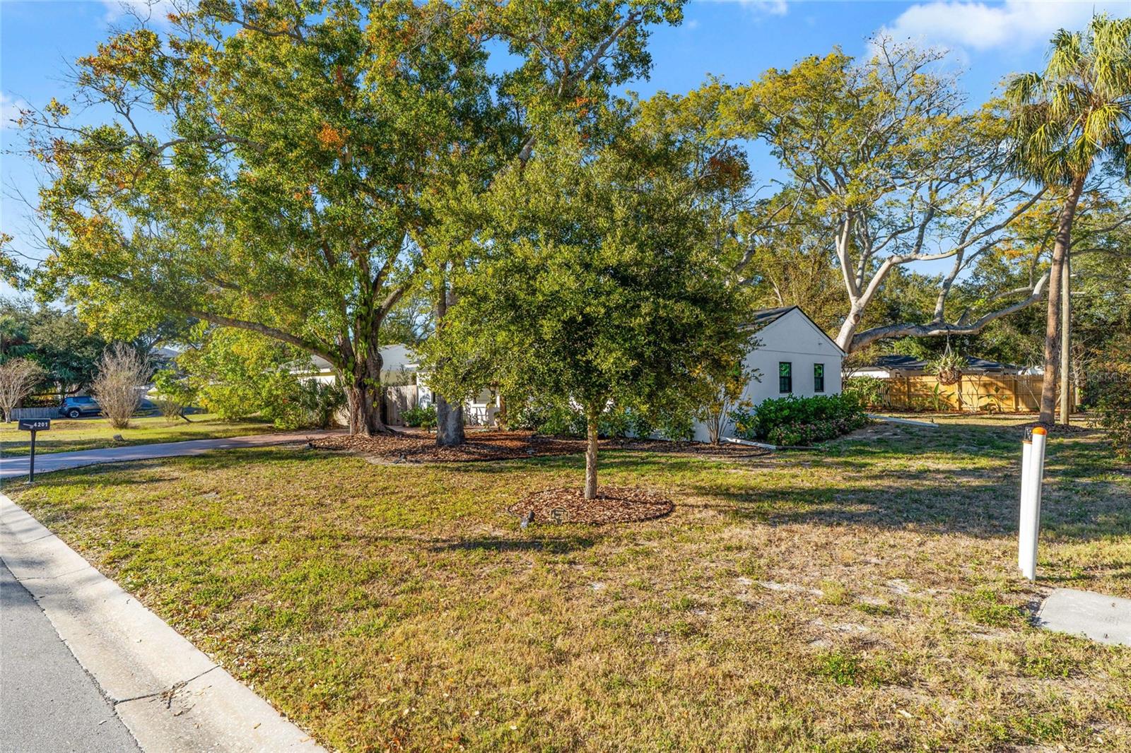 Image 39 of 40 For 4201 Bay View Avenue