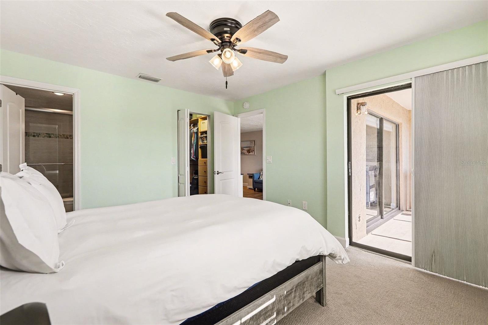 Image 15 of 23 For 7291 Cloister Drive 222