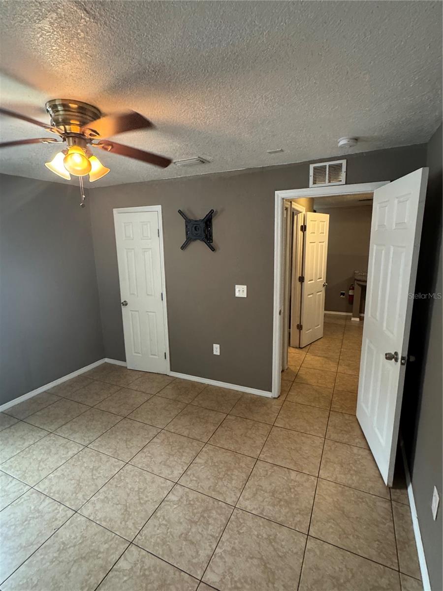 Image 13 of 38 For 2205 Chipco Street