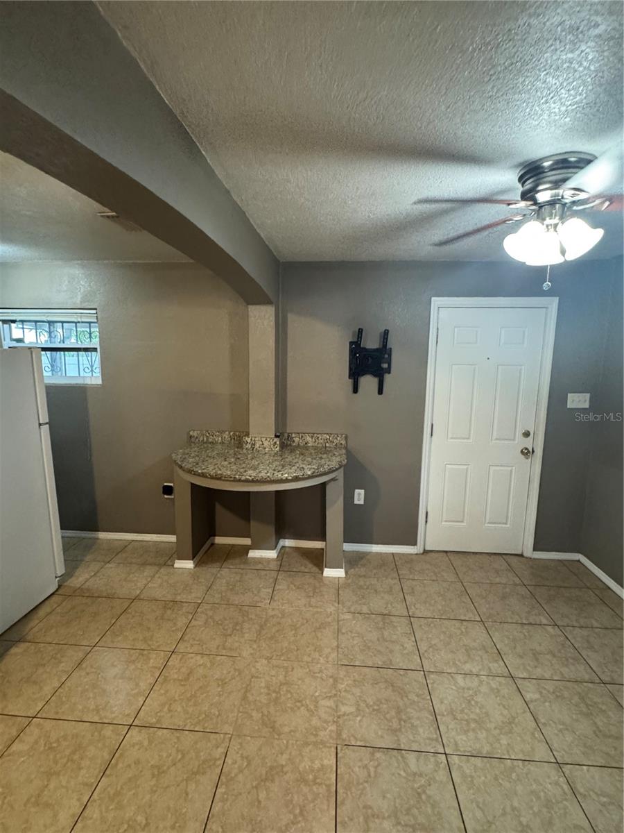 Image 6 of 38 For 2205 Chipco Street