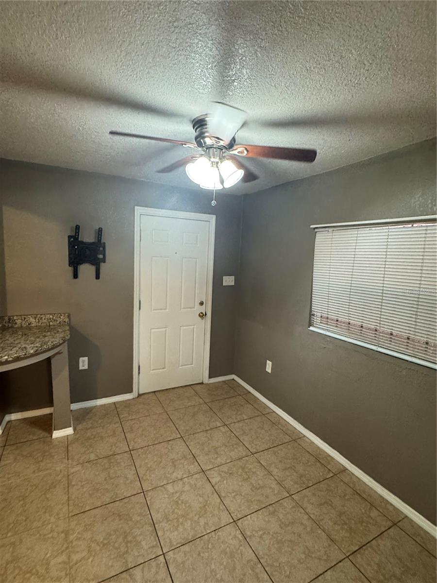 Image 7 of 38 For 2205 Chipco Street