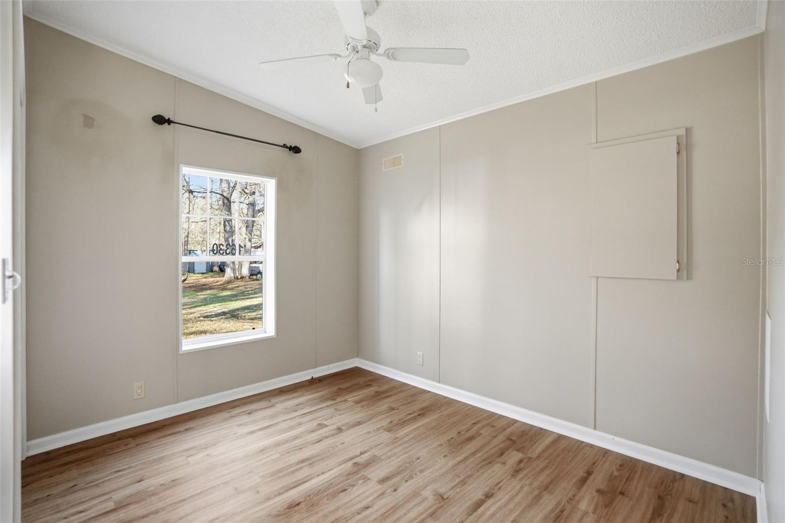 Image 14 of 38 For 16330 Daviston Lane