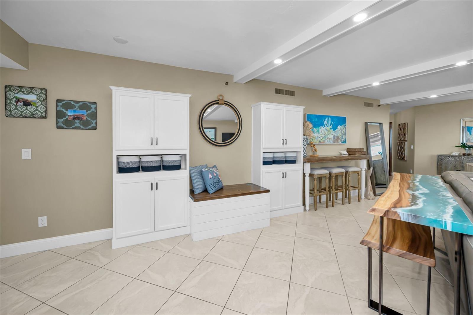 Image 22 of 96 For 1660 Gulf Boulevard 1007