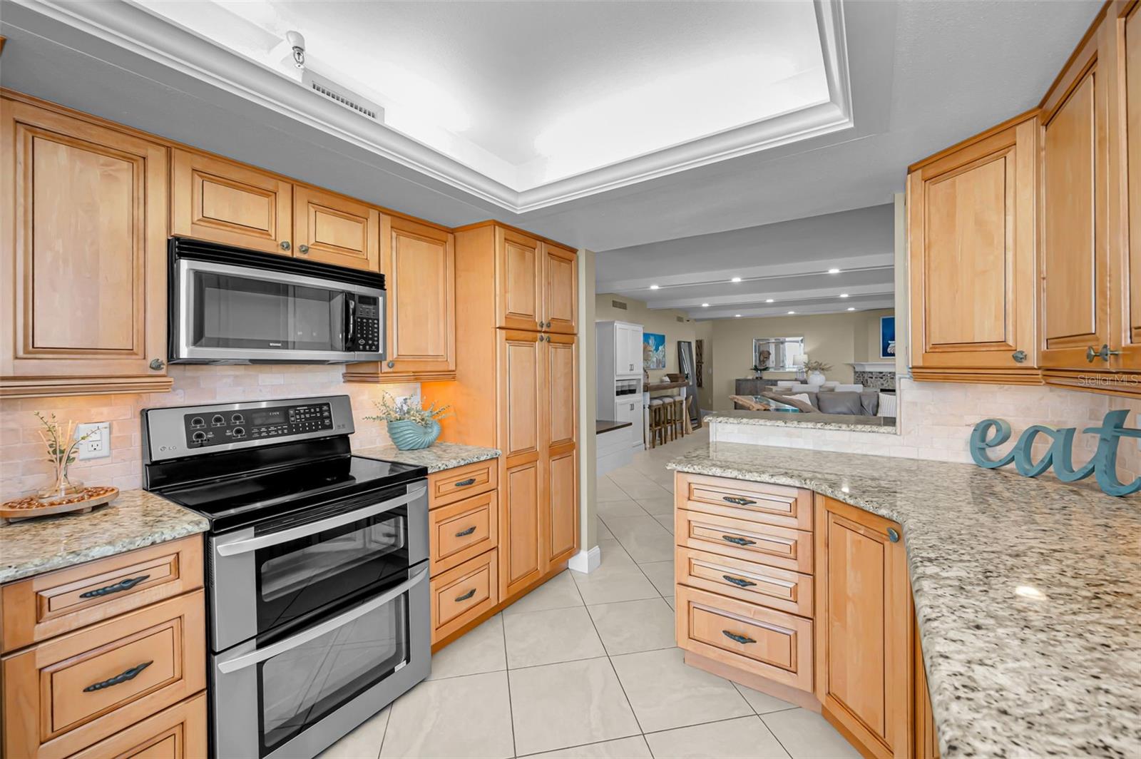 Image 44 of 96 For 1660 Gulf Boulevard 1007