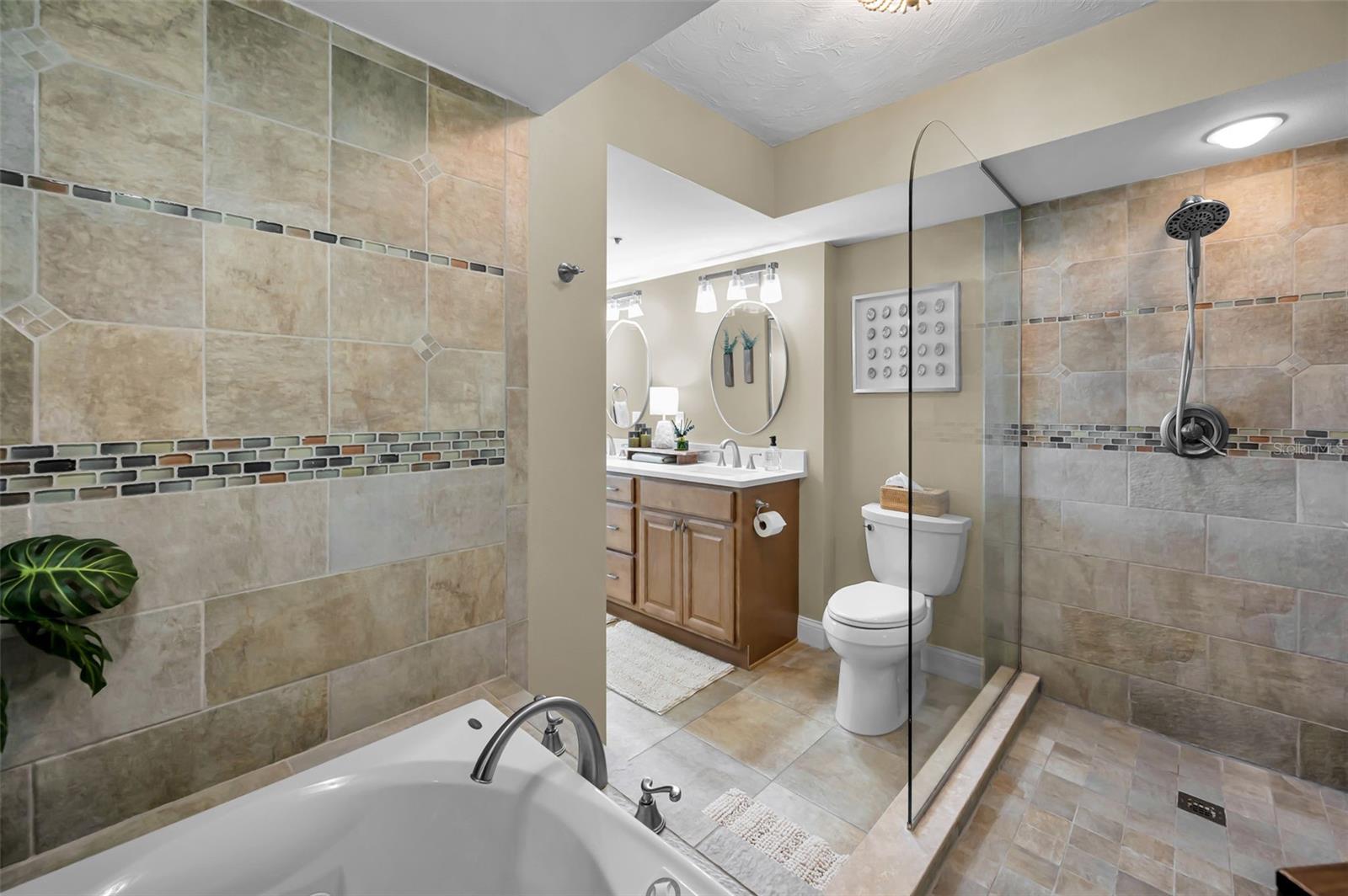 Image 54 of 96 For 1660 Gulf Boulevard 1007