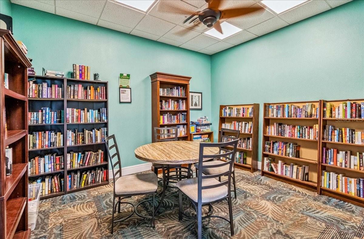 Image 45 of 48 For 205 Pompano Drive Se B