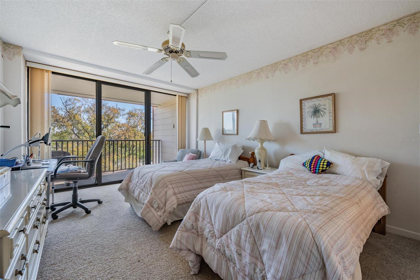 Image 6 of 33 For 2700 Bayshore Boulevard 9402