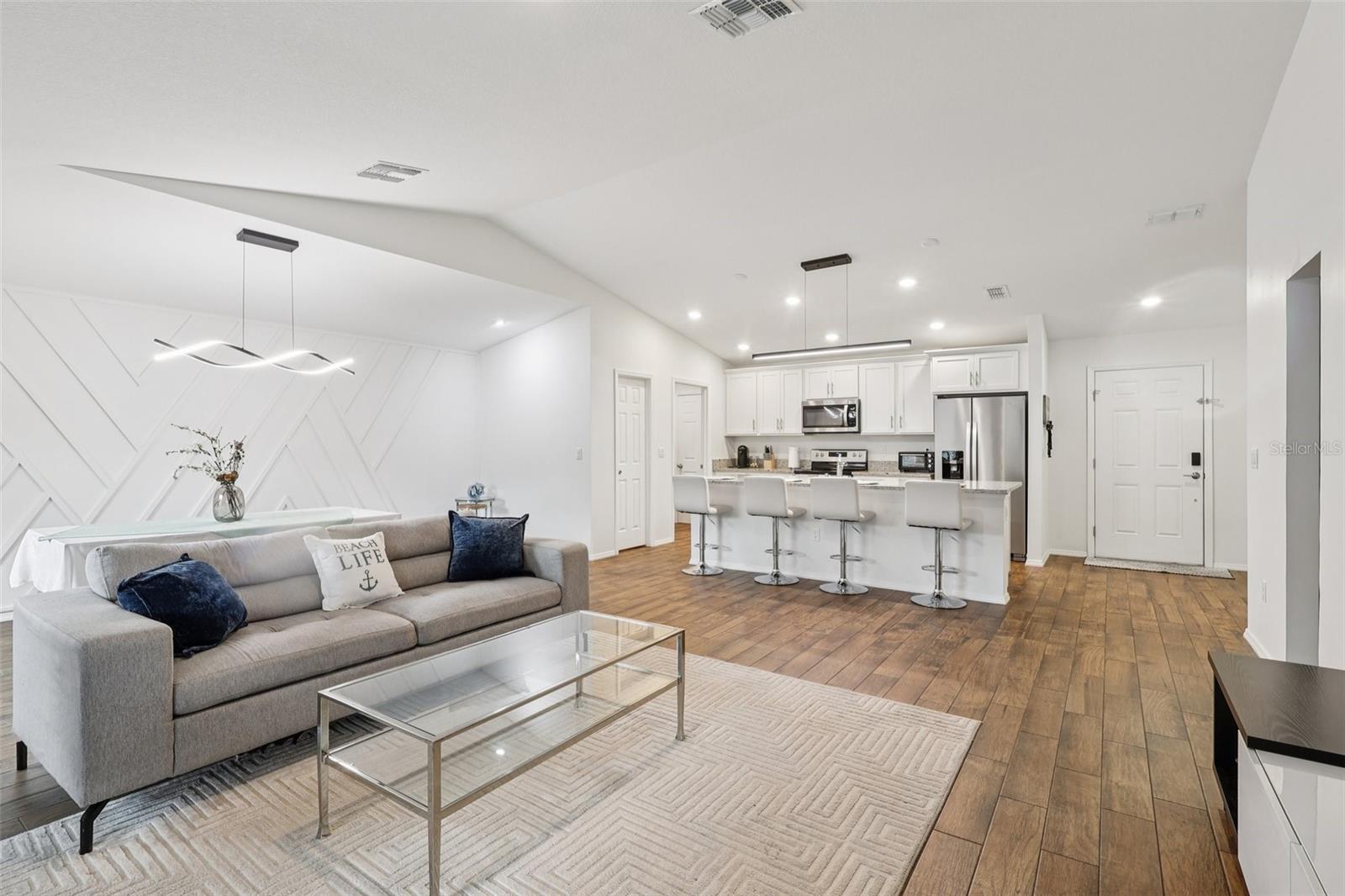 Image 10 of 31 For 1830 Radcliff Avenue Se