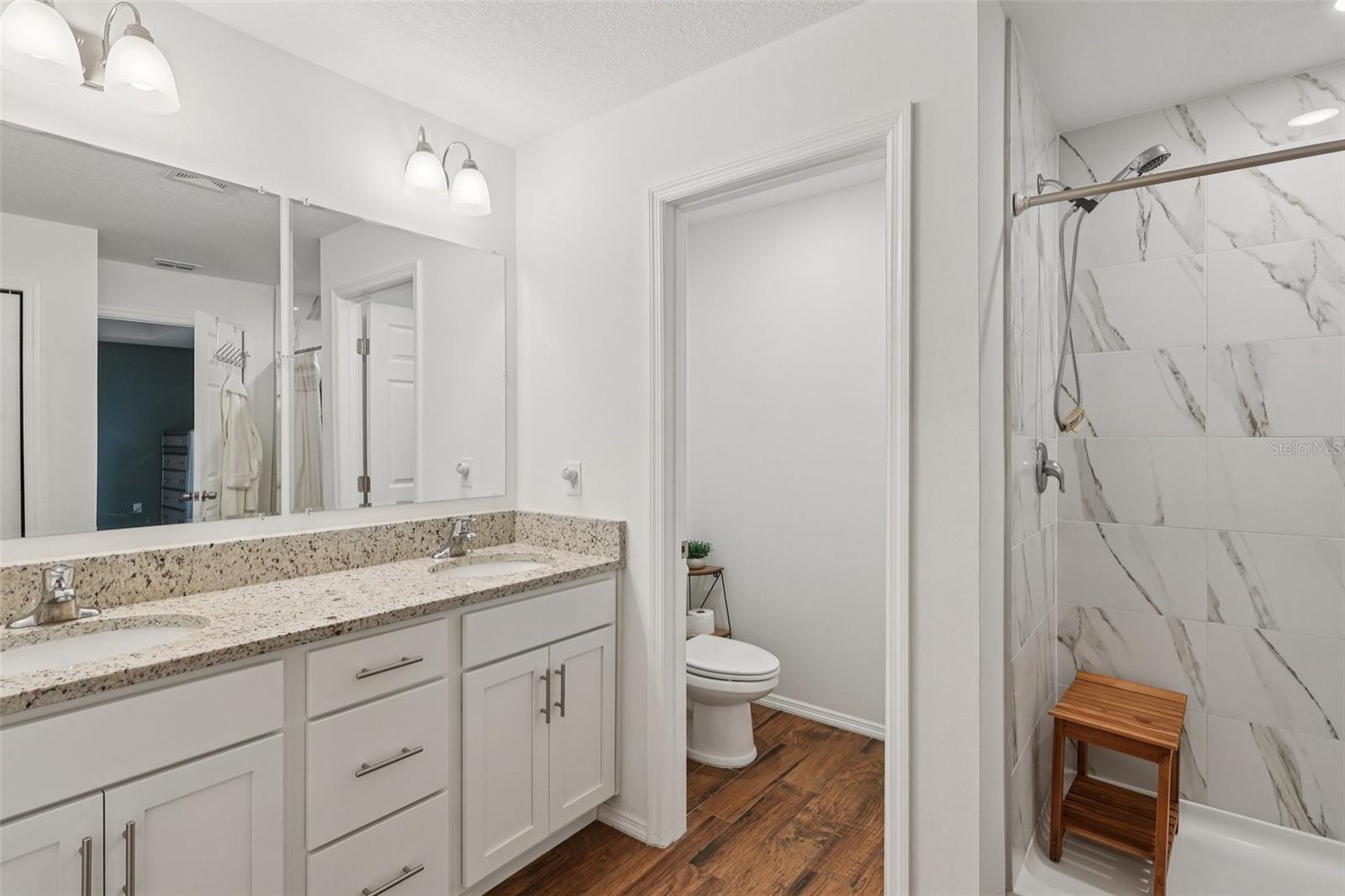 Image 19 of 31 For 1830 Radcliff Avenue Se