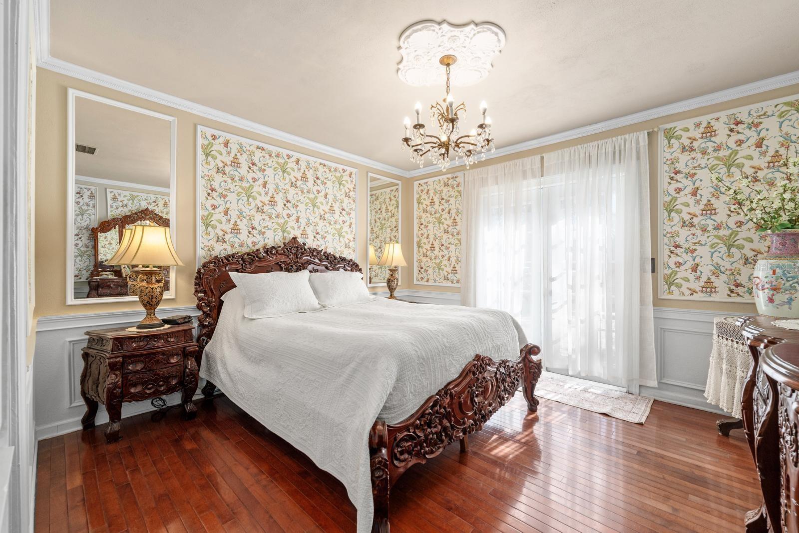 Image 10 of 49 For 3511 Euclid Avenue