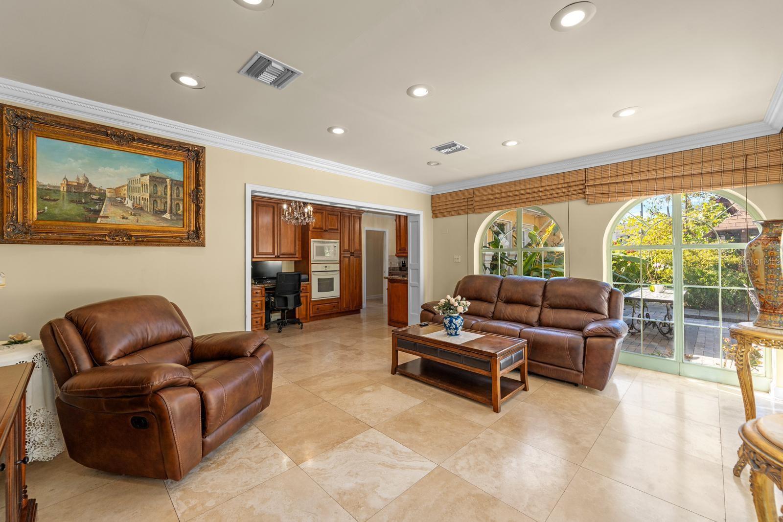 Image 22 of 49 For 3511 Euclid Avenue