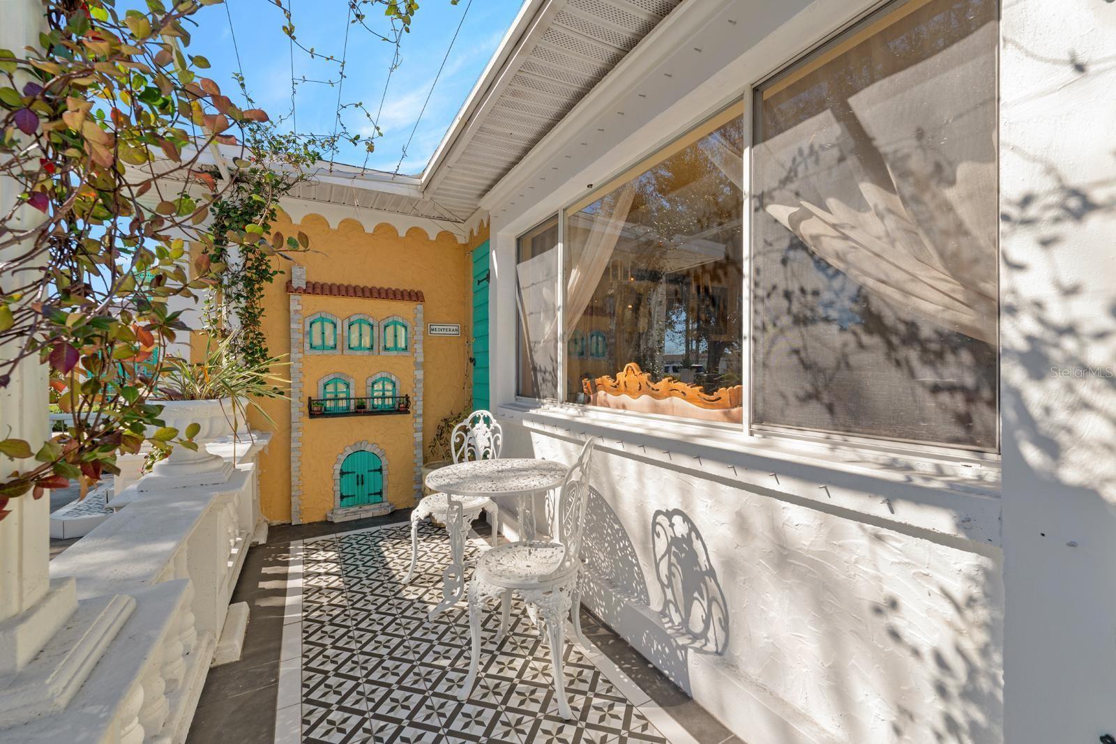 Image 28 of 49 For 3511 Euclid Avenue