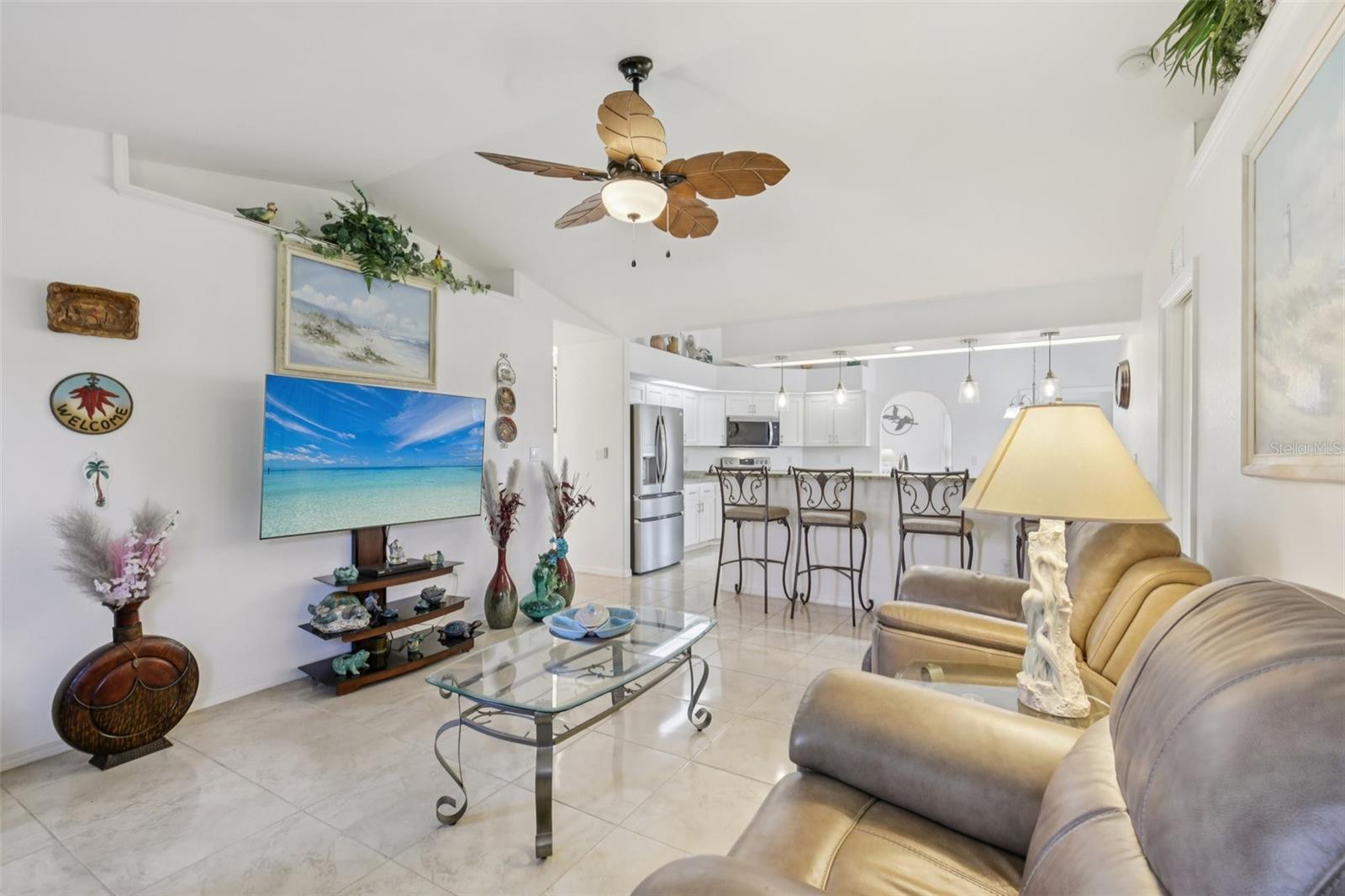 Image 4 of 32 For 257 Medalist Road