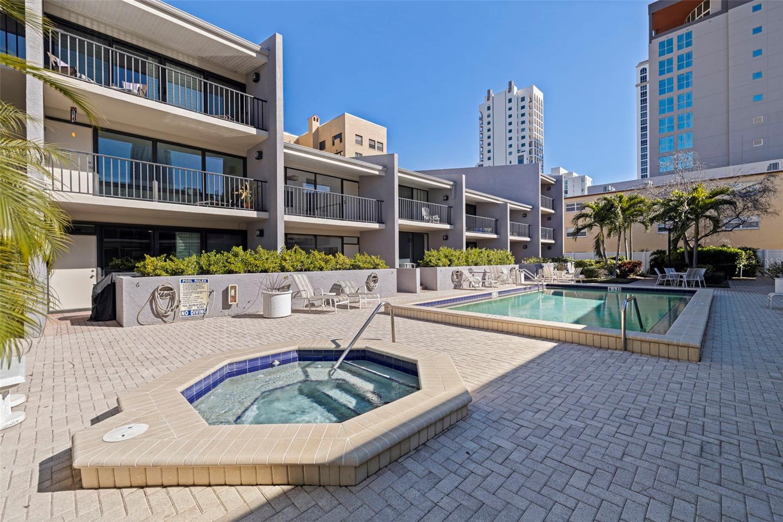 Image 22 of 67 For 301 2nd Street N 7