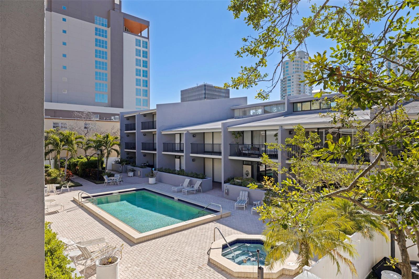 Image 33 of 67 For 301 2nd Street N 7