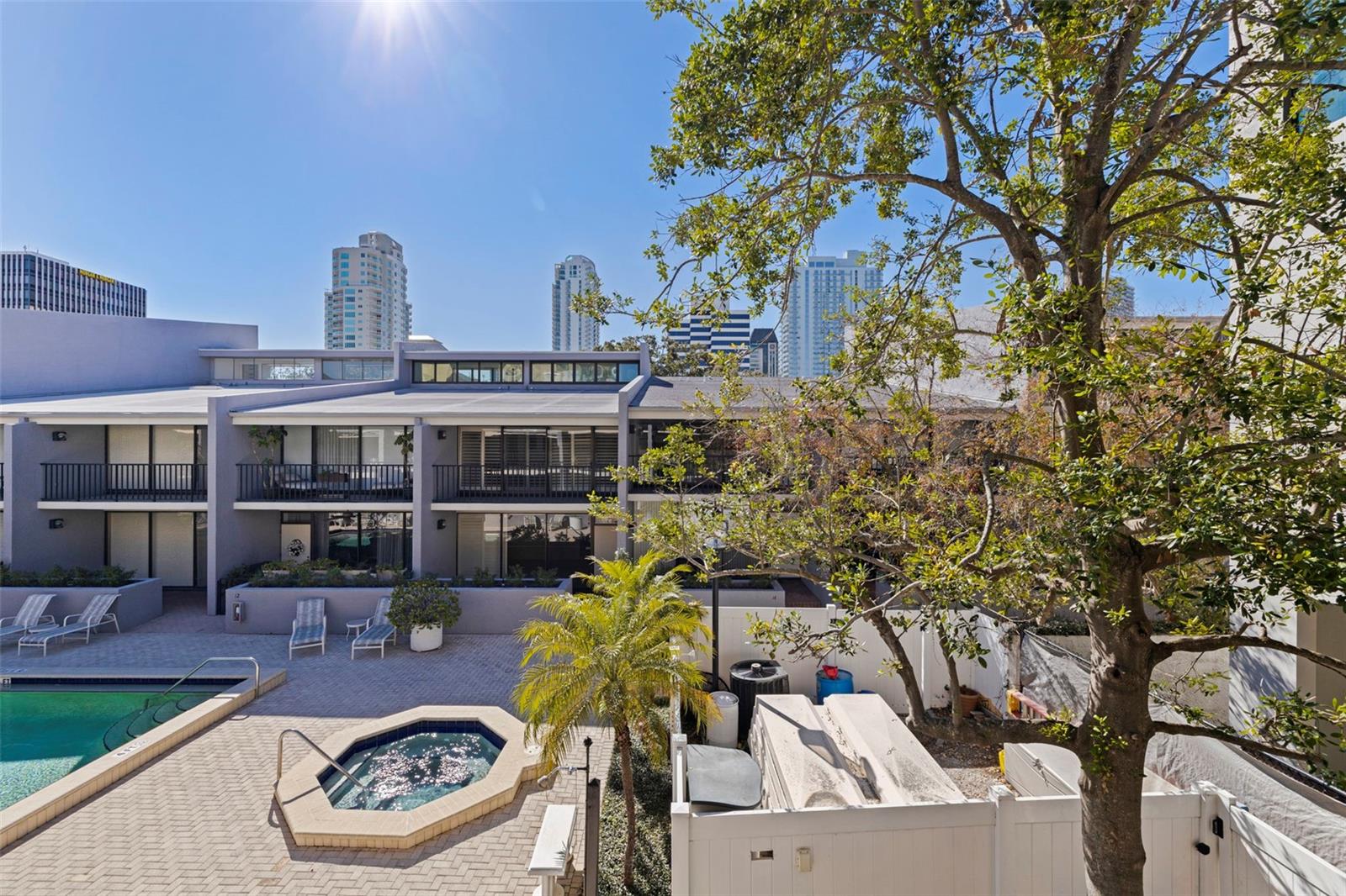 Image 34 of 67 For 301 2nd Street N 7