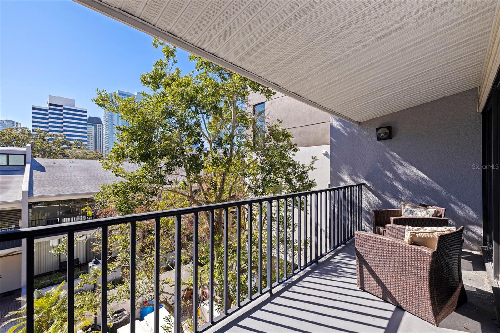 Image 47 of 67 For 301 2nd Street N 7