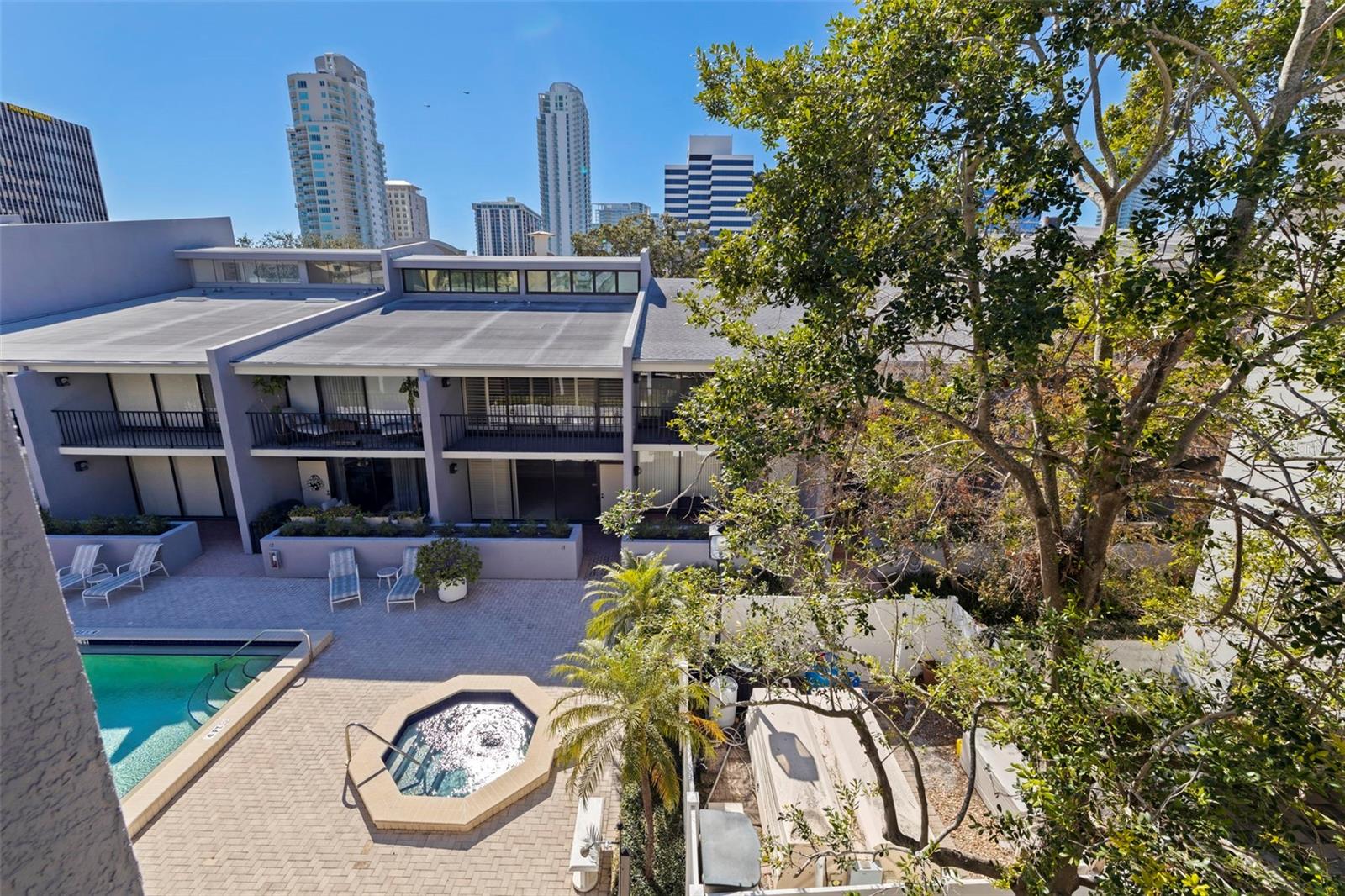 Image 49 of 67 For 301 2nd Street N 7