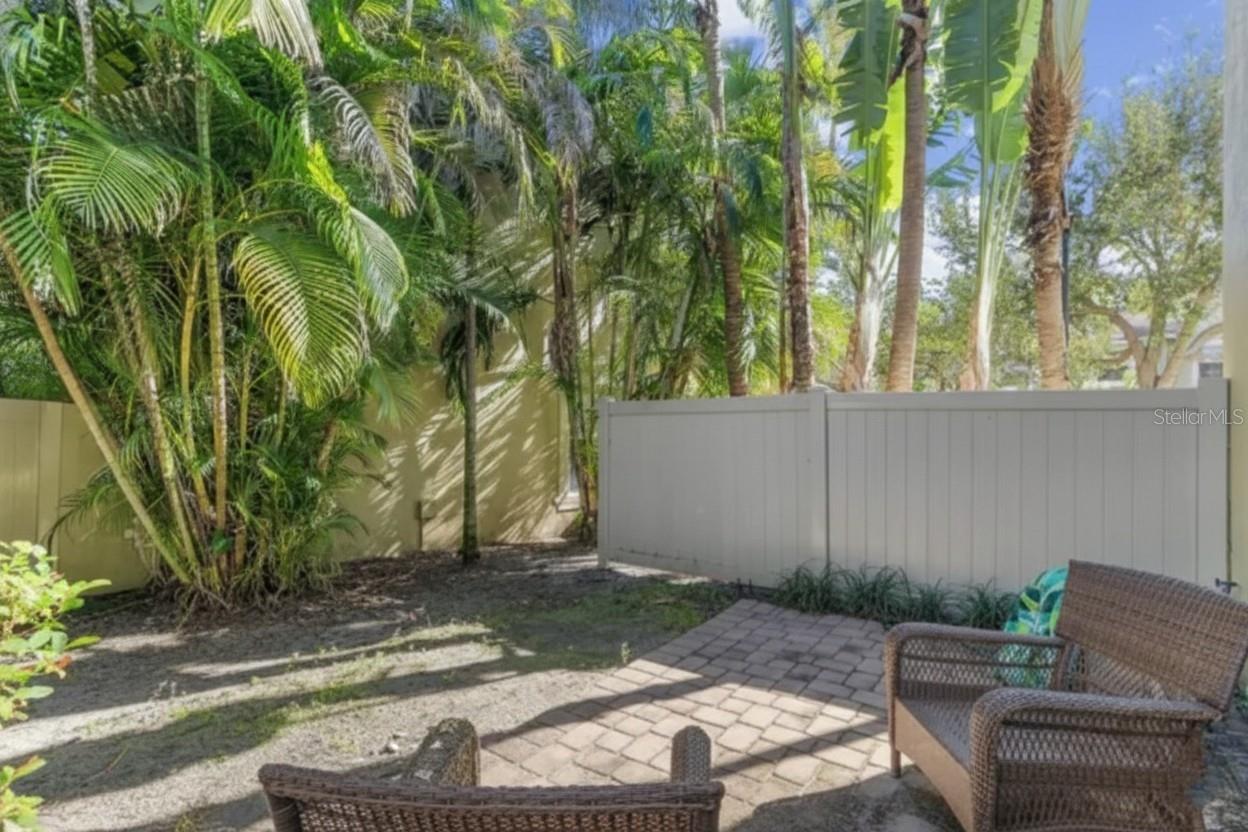 Image 14 of 16 For 247 Lake Monterey Circle