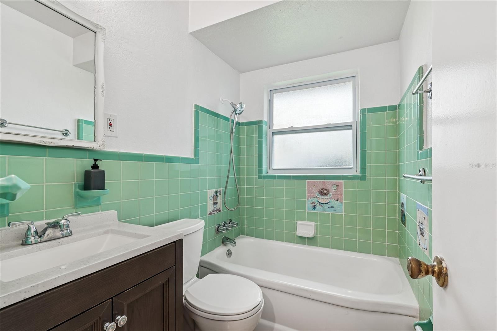 Image 22 of 44 For 10970 Grove Terrace